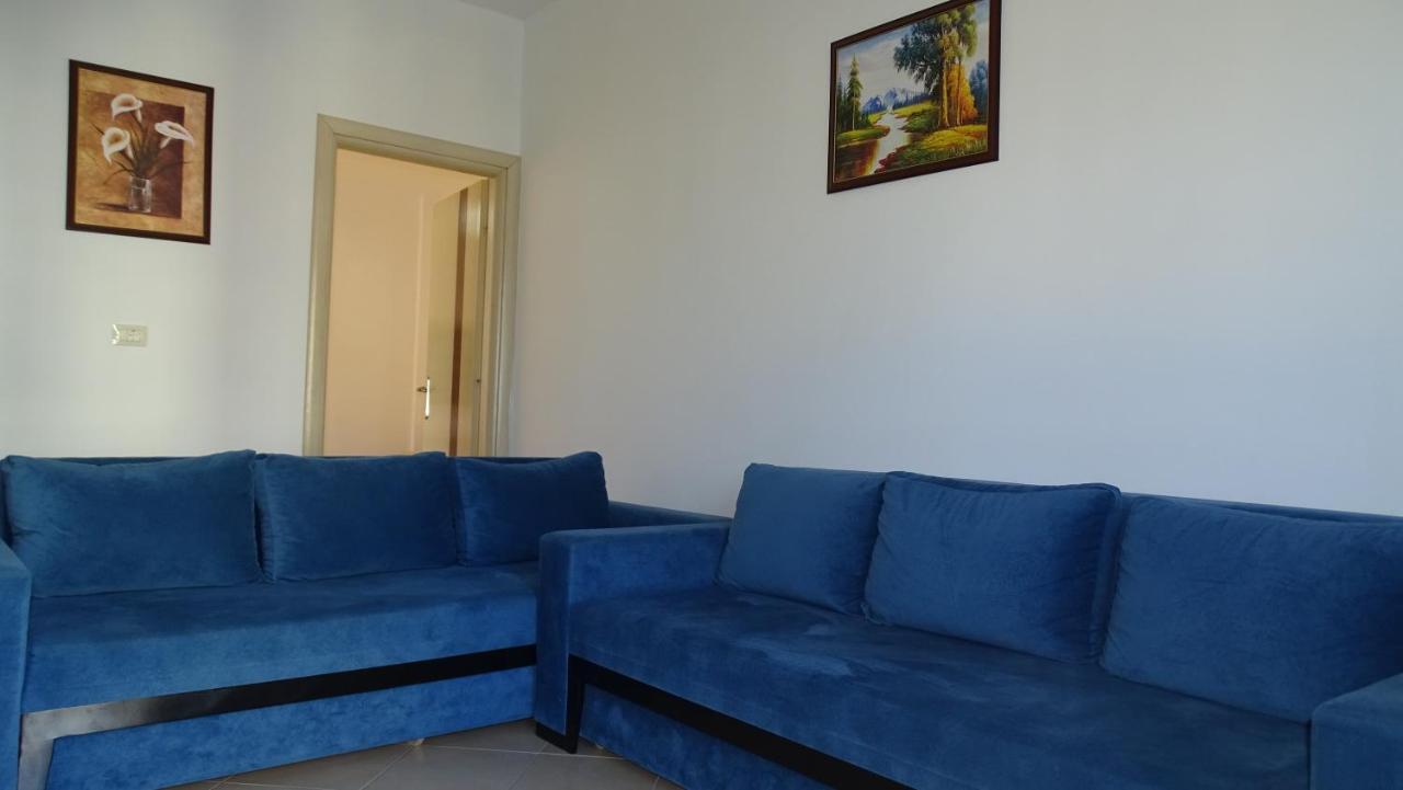 Hotel Arsenal Ксамил Екстериор снимка
